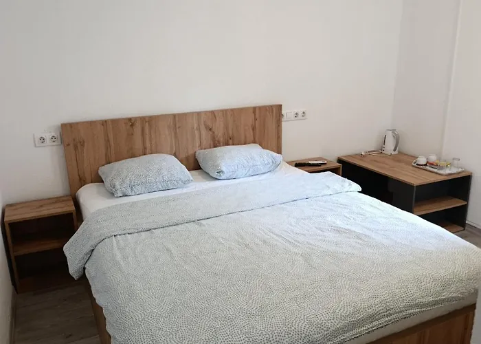 Flaghome Konukevi 3*