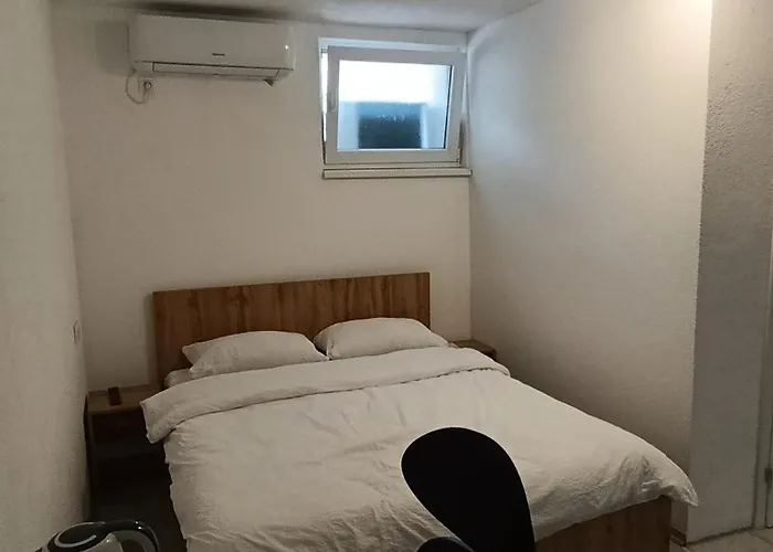 Konukevi Flaghome 3*